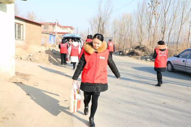 乾港公益行 乾港公益行